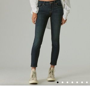 Lucky Brand Low Rise Lolita Dark Wash Skinny Jeans Size 0/25 NEW